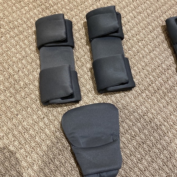 COPY - Dino harness pad kit - Picture 2 of 3